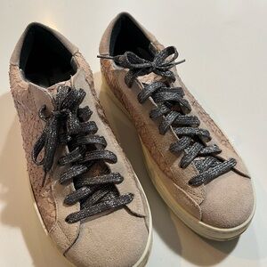 P448 John sneakers size 39